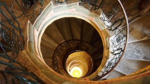 spiral-staircase-570139_960_720.jpg